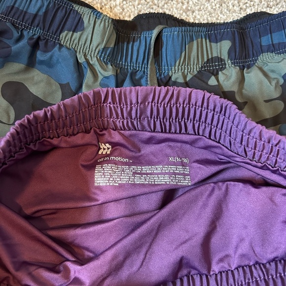 Running shorts bundle size small! - Picture 12 of 16